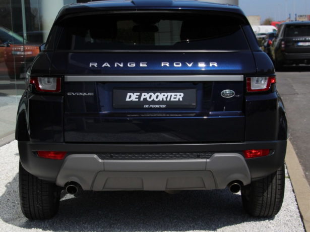 Range Rover Evoque 2.0 diesel automaat.  08/2018 – 15700 km. bei Garage De Poorter in 8530 Harelbeke