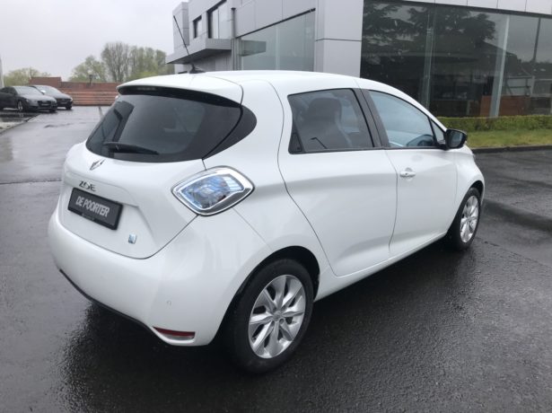 Renault Zoè Elektrisch automaat Navi – achteruitrijcamera Parelmoer wit bei Garage De Poorter in 8530 Harelbeke