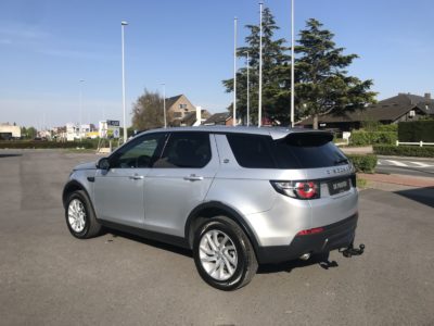 Land Rover Discovery Sport 7 zetels SE Luxury benzine automaat bei Garage De Poorter in 8530 Harelbeke