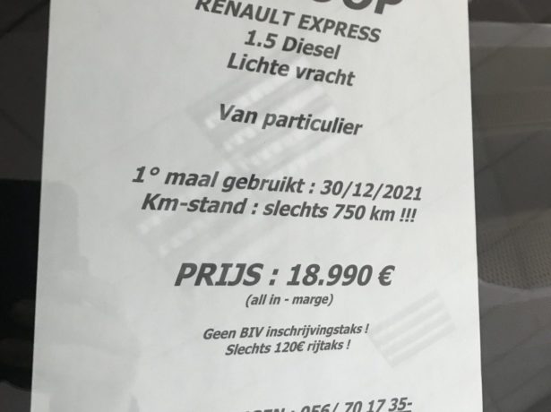 Renault Express 1.5 diesel manueel – zo goed als nieuw ! Slechts 750 km ( van particulier -marge ) bei Garage De Poorter in 8530 Harelbeke